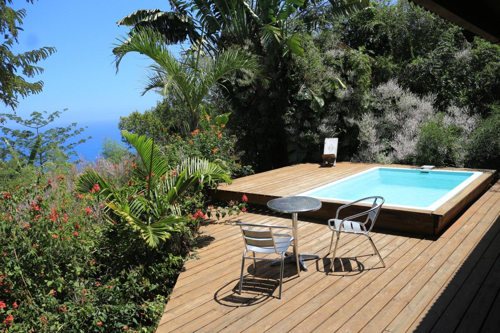 Cottage chaleureux avec vue mer et piscine Saint-Leu Extérieur photo