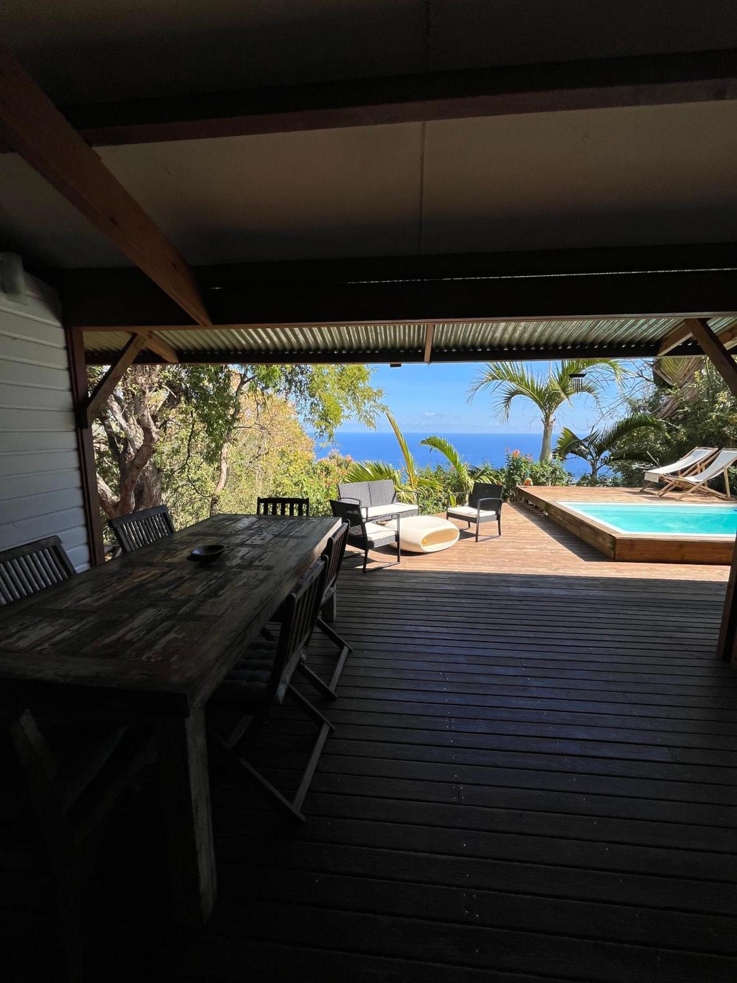 Cottage chaleureux avec vue mer et piscine Saint-Leu Extérieur photo